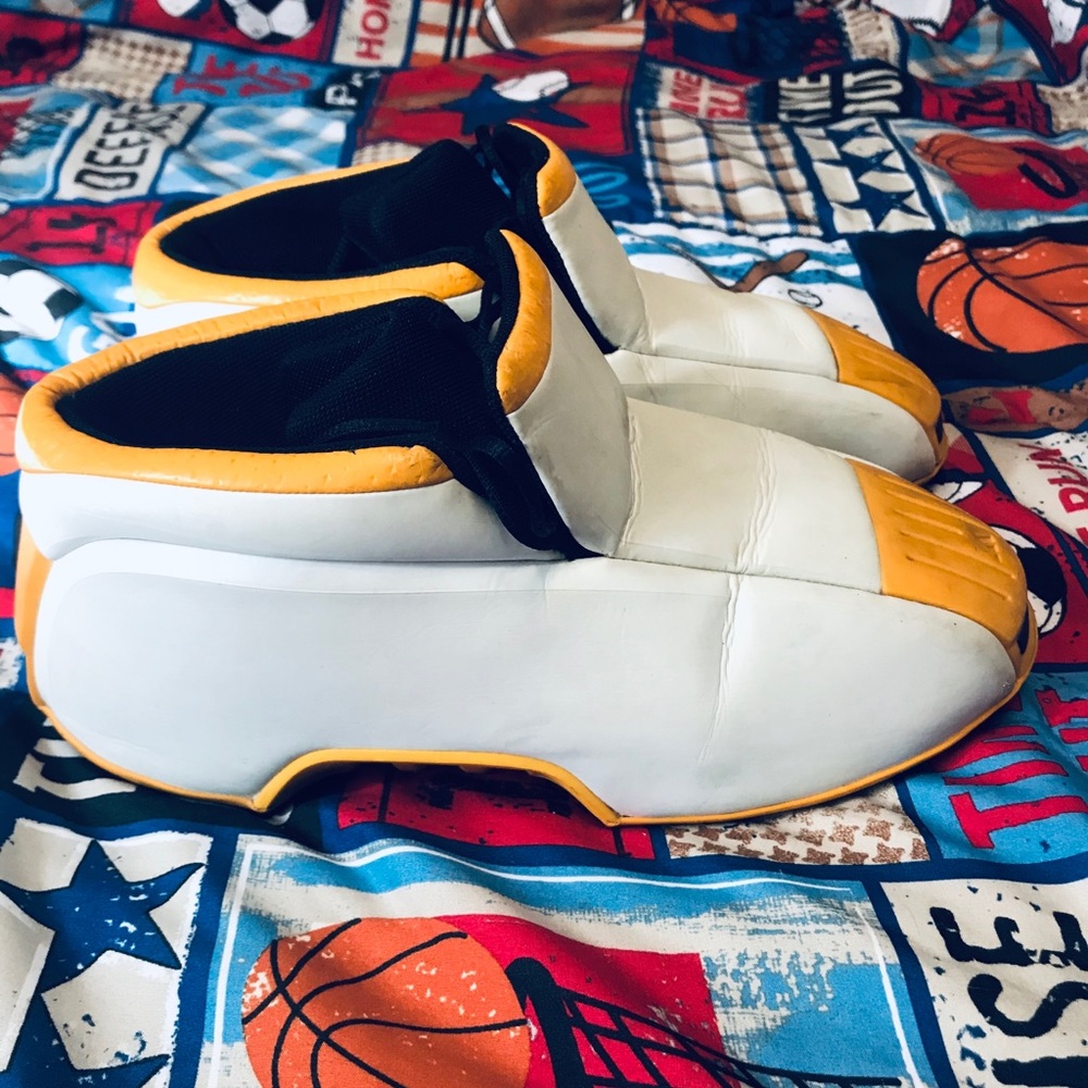 Kobe 2 adidas basketball shoe